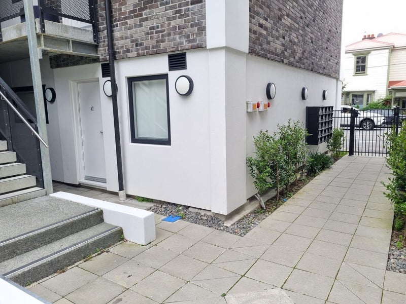 2/16A Constable Street, Newtown, Wellington - Carousel 11