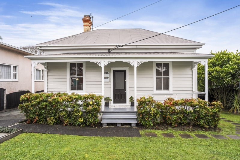 12 Fifth Avenue, Mount Albert, Auckland - Carousel 2