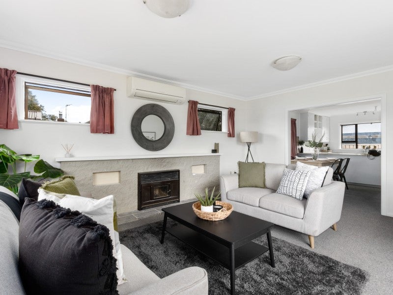 40 Harold Holt Avenue, Onekawa, Napier - Carousel 2