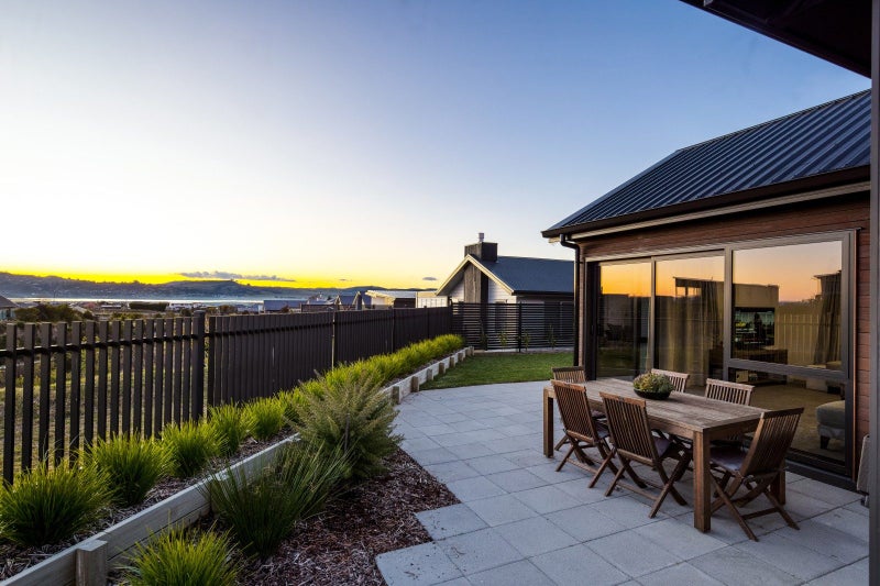 48 Ngaru Crescent, Wharewaka, Taupo - Carousel 1