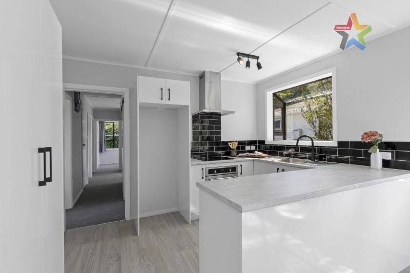 40 Logie Street, Stokes Valley, Lower Hutt - Carousel 2