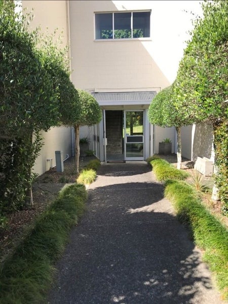 16/116 Wellington Street, Freemans Bay, Auckland - Carousel 1