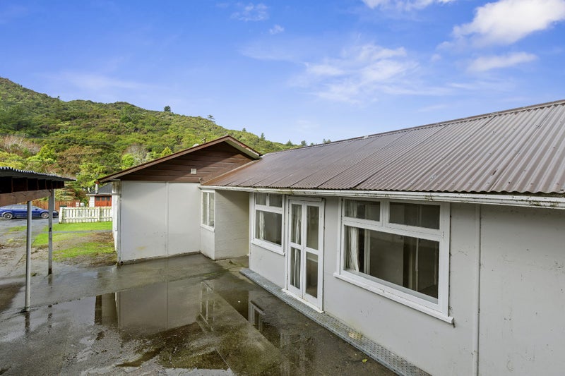 71 Hair Street, Wainuiomata, Lower Hutt - Carousel 8