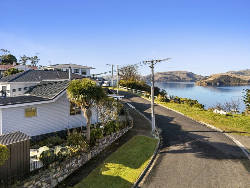 52 Island Terrace, Port Chalmers, Dunedin - Carousel 1