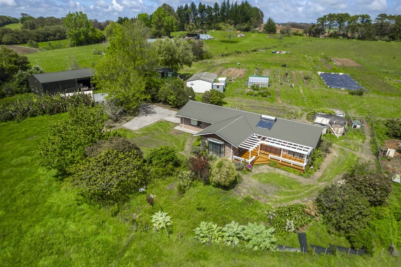 81B Morley Road, Waiuku, Waiuku - Carousel 2