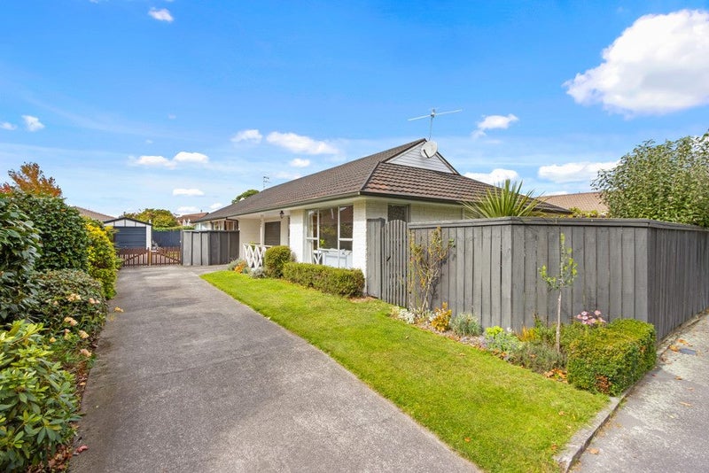 20A Salford Avenue, Redwood, Christchurch - Carousel 13