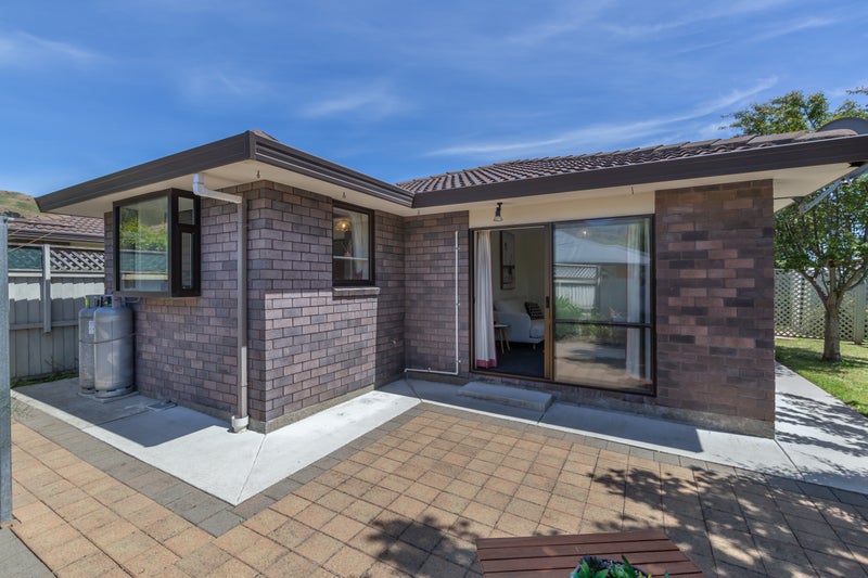 2/60 Laing Crescent, Heathcote Valley, Christchurch - Carousel 1