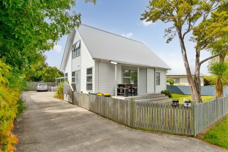 9 Fraser Street, Masterton, Masterton - Carousel 1