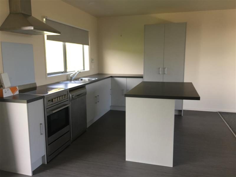 14 Eileen Stephens Place, Tikipunga, Whangarei - Carousel 2