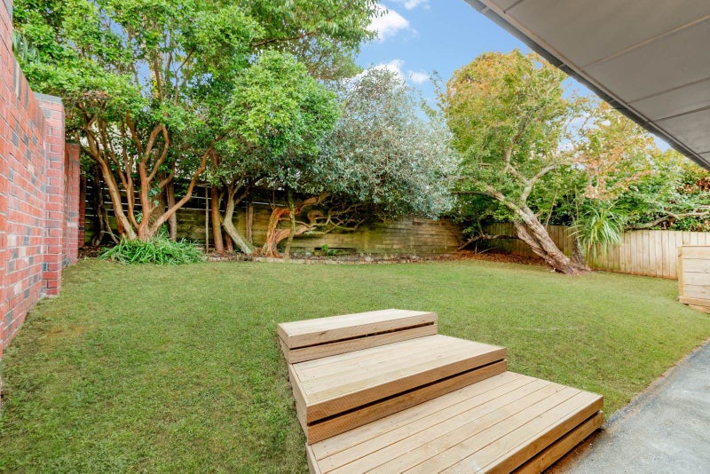 3/32 Ferryhill Road, Epsom, Auckland - Carousel 2