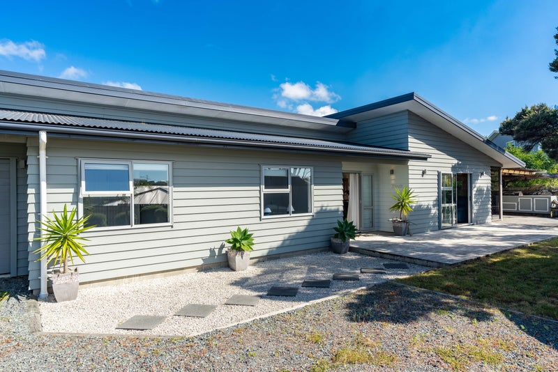 11 Seabreeze Road, Mangawhai Heads, Mangawhai - Carousel 2