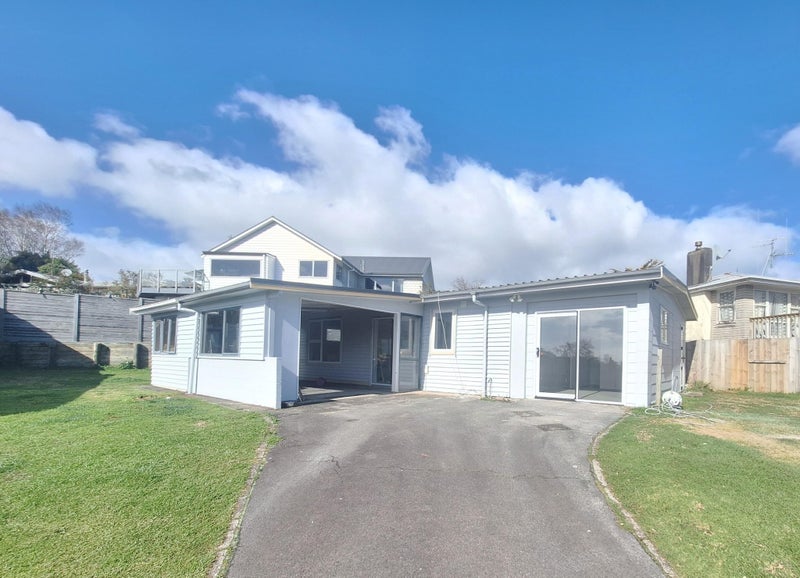 318 Ngatai Road, Bellevue, Tauranga - Carousel 1