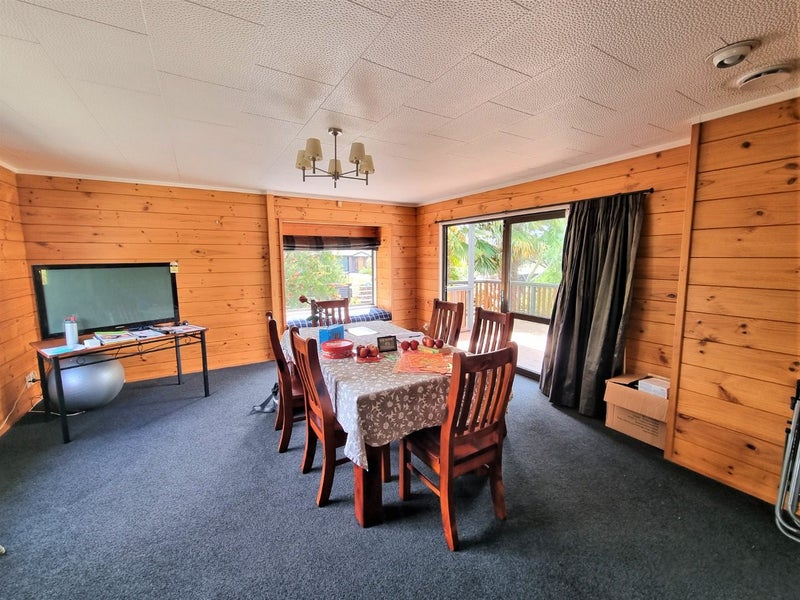 79 Amberley Avenue, Highbury, Palmerston North - Carousel 2
