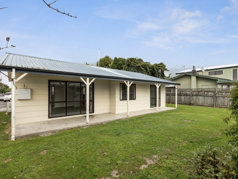 601B Oak Road, Akina, Hastings - Carousel 1