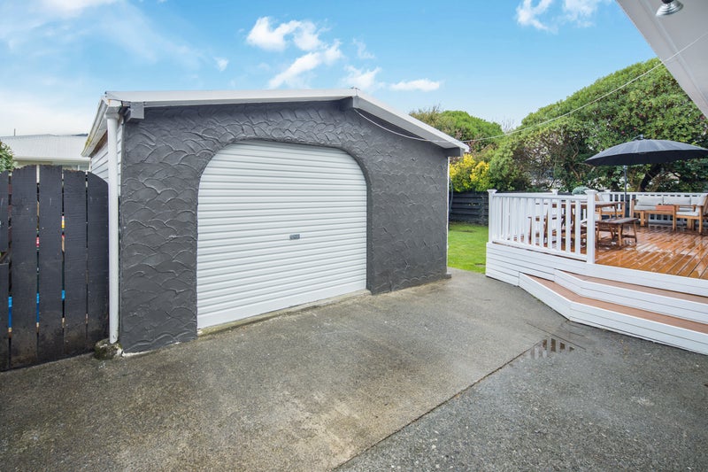 7 Trelawney Road, Wainuiomata, Lower Hutt - Carousel 15