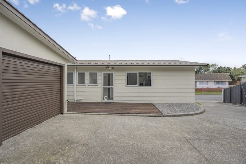 224 Major Drive, Kelson, Lower Hutt - Carousel 2