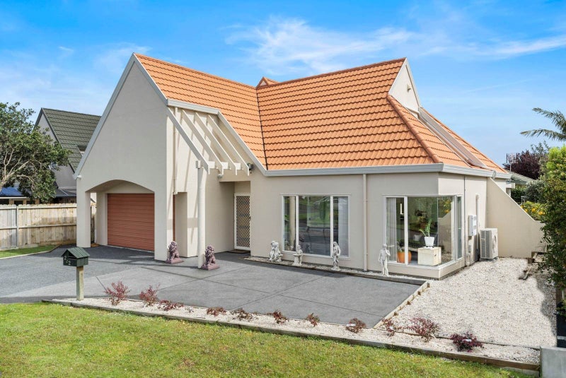 2/2 Uldale Place, Northpark, Auckland - Carousel 2