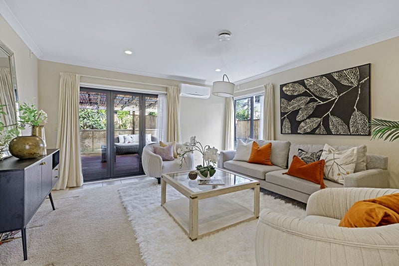 6 English Oak Drive, Schnapper Rock, Auckland - Carousel 2