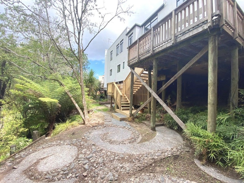 16 Waterview Downs, Waterview, Auckland - Carousel 22