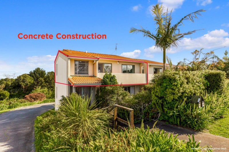 2/217G Sunset Road, Sunnynook, Auckland - Carousel 1