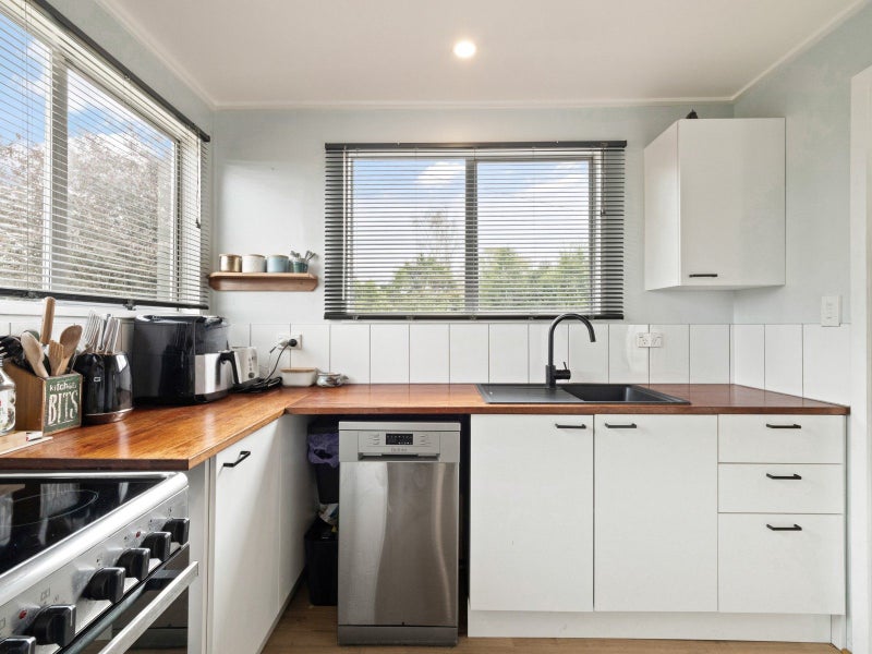 68 Geelong Street, Waikouaiti, Waikouaiti - Carousel 2