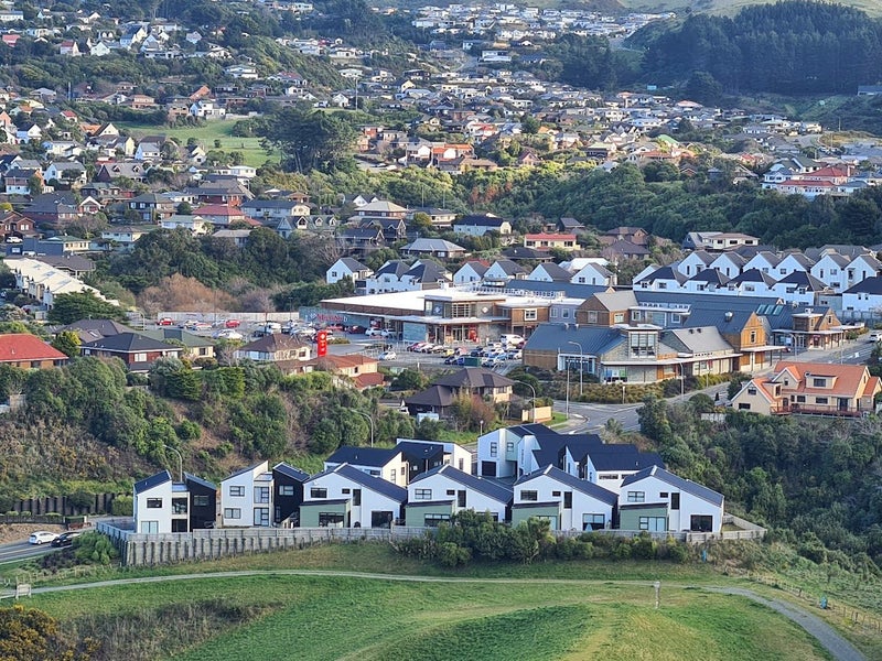 7/98 Westchester Drive, Churton Park, Wellington - Carousel 1