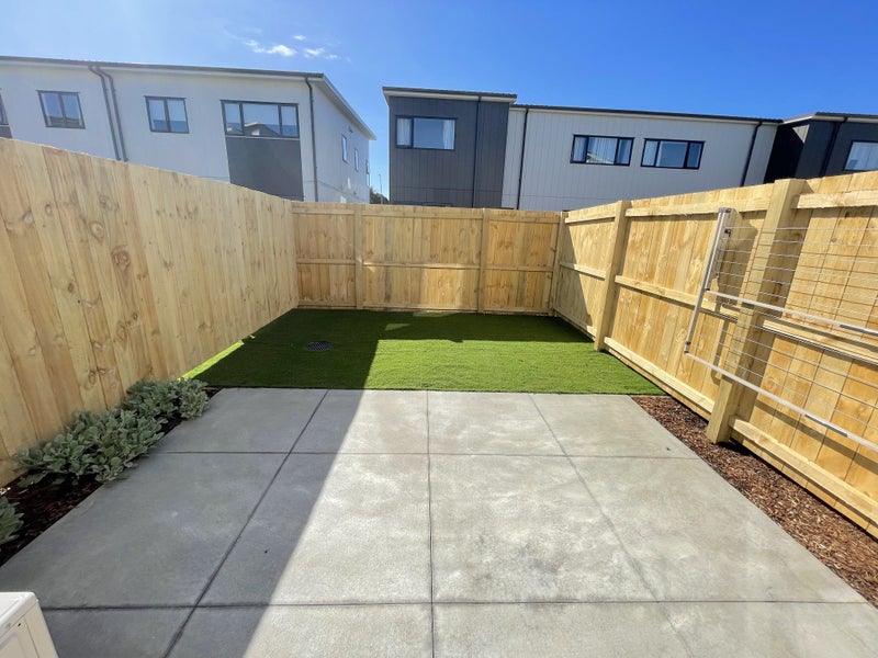 9 Kaokao Lane, Mangere, Auckland - Carousel 2