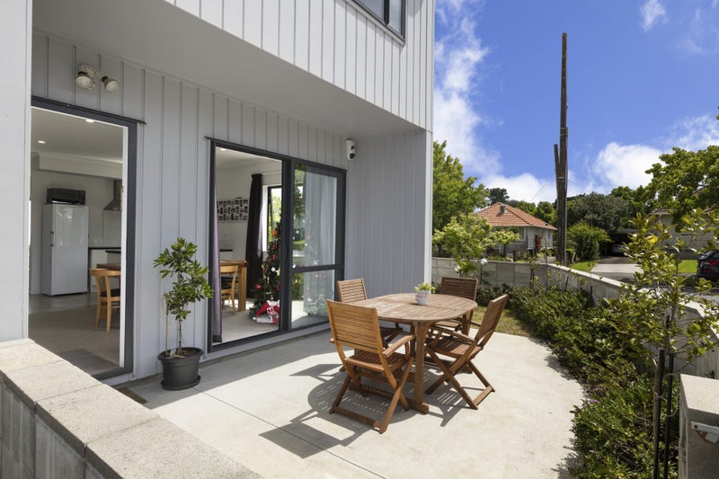 38A Sunnymead Road, Glen Innes, Auckland - Carousel 2