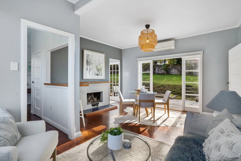11 Freyberg Avenue, Sandringham, Auckland - Carousel 1