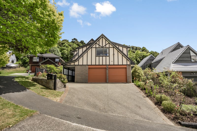 10 Pioneer Grove, Silverstream, Upper Hutt - Carousel 2
