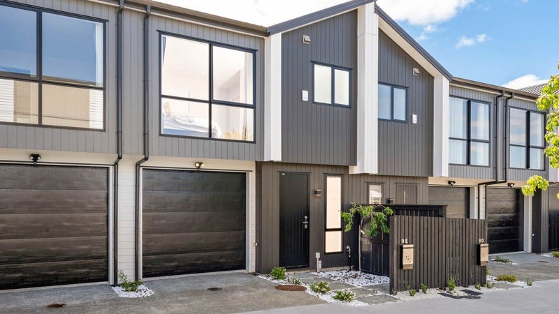 9E Hiki Street, Hobsonville, Auckland - Carousel 1