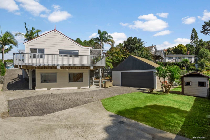 91 John Downs Drive, Browns Bay, Auckland - Carousel 2