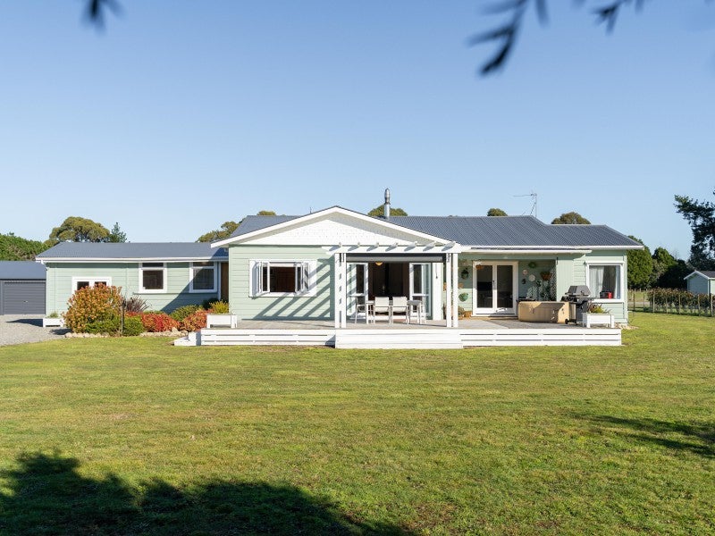 36 Bidwills Cutting Road, Greytown, Greytown - Carousel 1