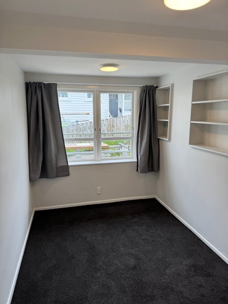 364 Warspite Avenue, Waitangirua, Porirua - Carousel 15