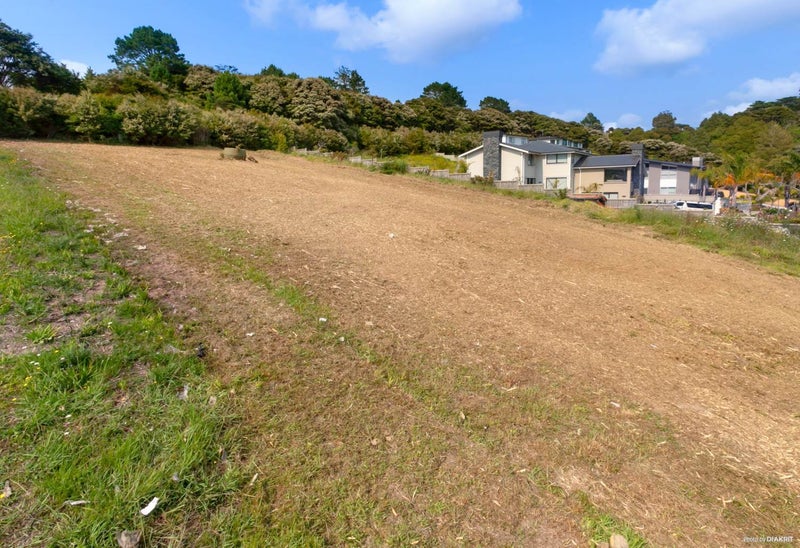 278A Okura River Road, Long Bay, Auckland - Carousel 1