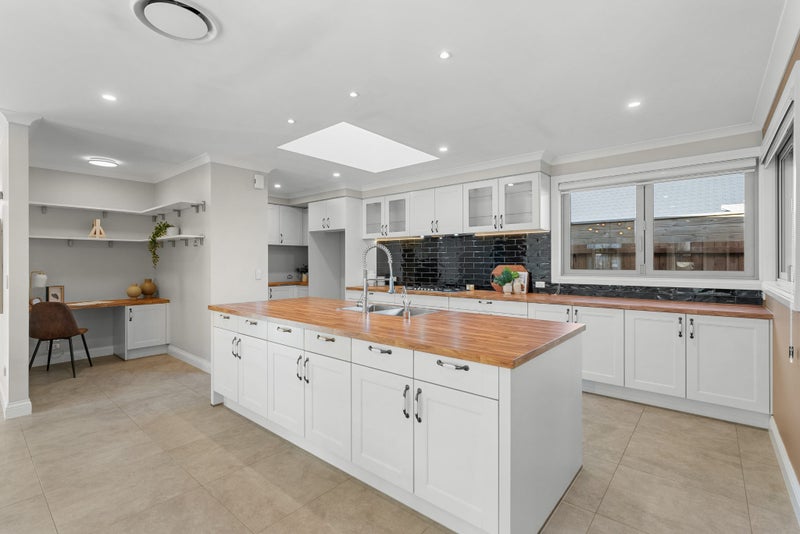 7 Turi Place, Lincoln, Lincoln - Carousel 2