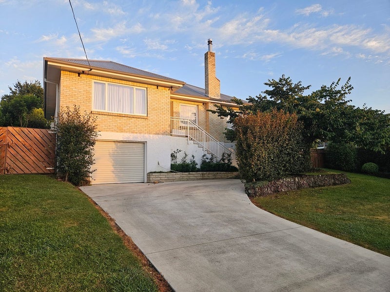 38 Windsor Road, Maeroa, Hamilton - Carousel 1