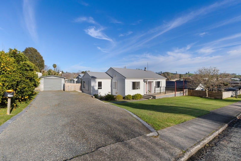 1 Prospect Avenue, Tirau - Carousel 2
