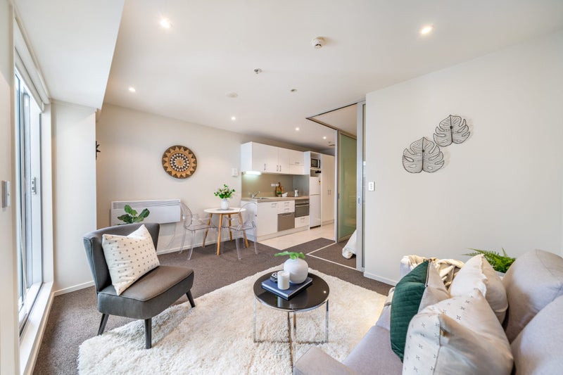 820/74 Taranaki Street, Te Aro, Wellington - Carousel 1