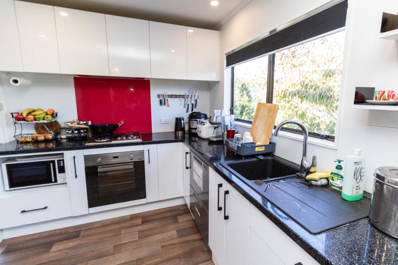 6 Sasanqua Way, Crofton Downs, Wellington - Carousel 2