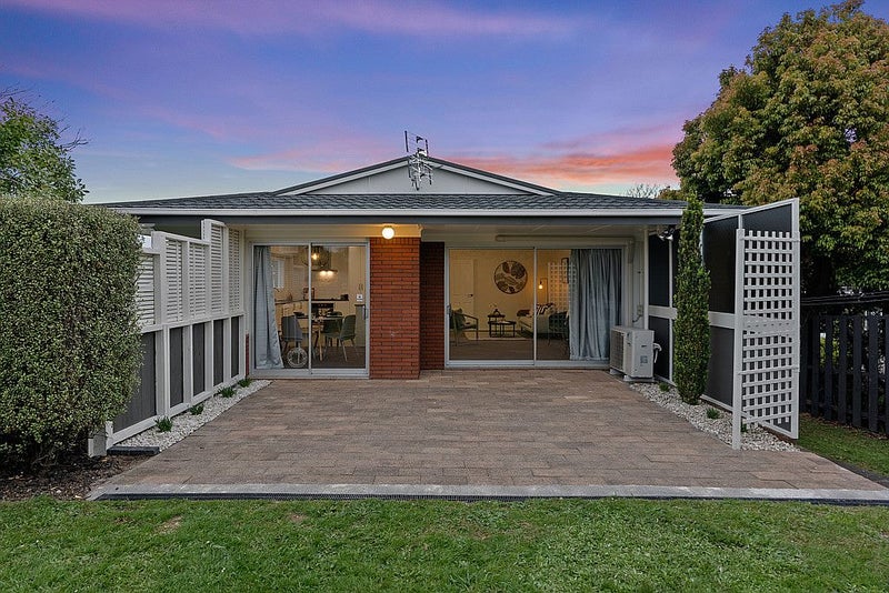 2 Winslow Heights, Pahurehure, Papakura - Carousel 2