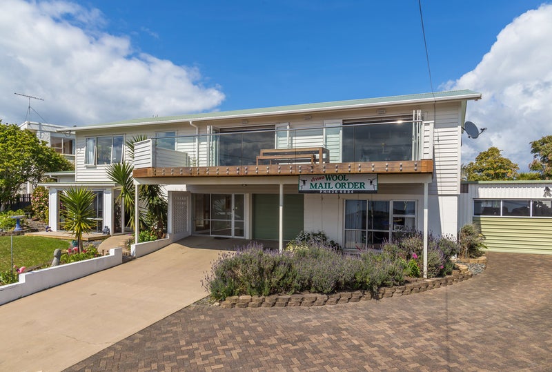 4 Melandra Road, Stanmore Bay, Whangaparaoa - Carousel 2