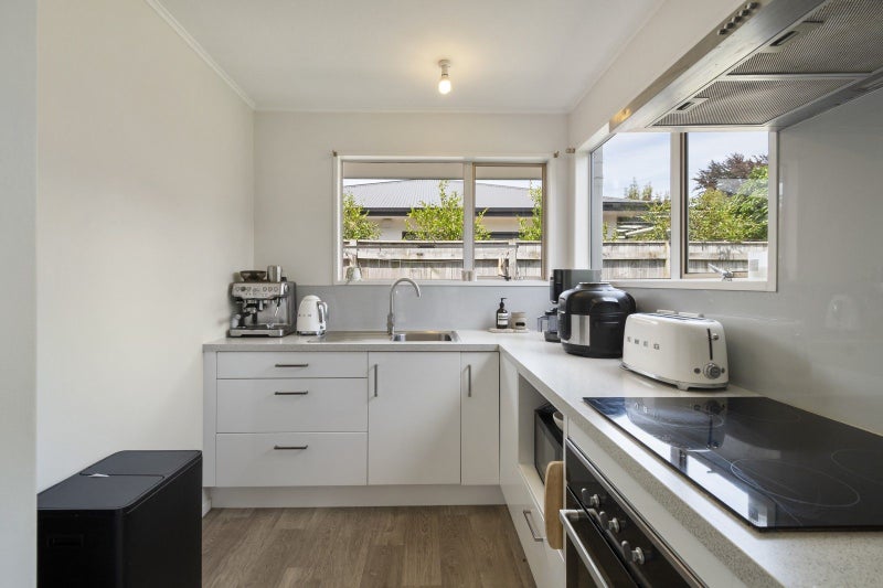 146E Victoria Avenue, Hokowhitu, Palmerston North - Carousel 2