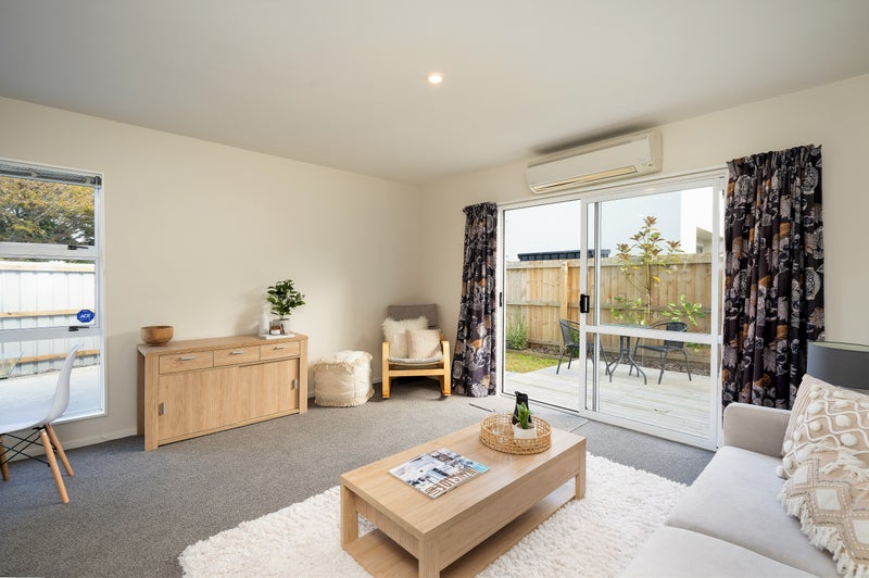 2/139 Brougham Street, Addington, Christchurch - Carousel 1