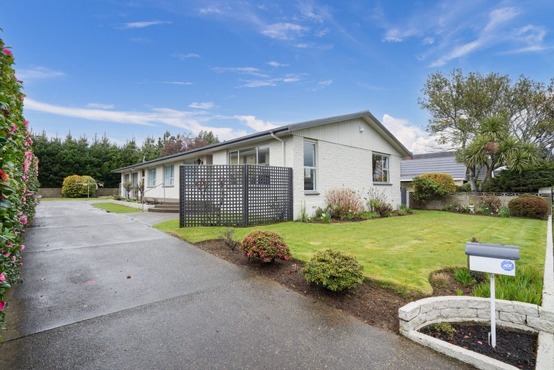 61 Racecourse Road, Glengarry, Invercargill - Carousel 1