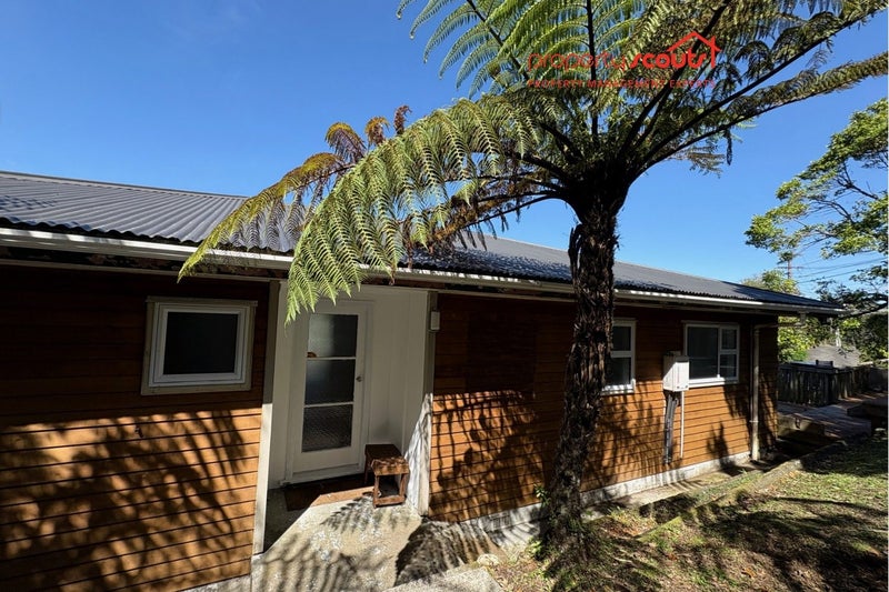 145 Ruskin Road, Newlands, Wellington - Carousel 1