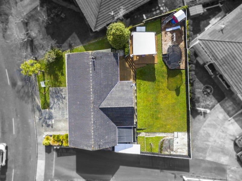 55 Sunbrae Drive, Silverstream, Upper Hutt - Carousel 24