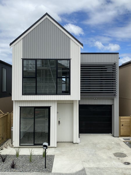 118 Waekahu Road, Westgate, Auckland - Carousel 1