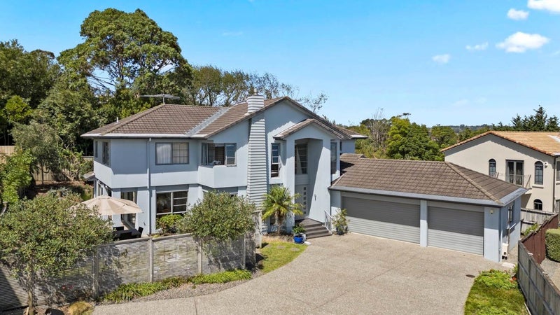 108 Cyril French Drive, Flat Bush, Auckland - Carousel 1