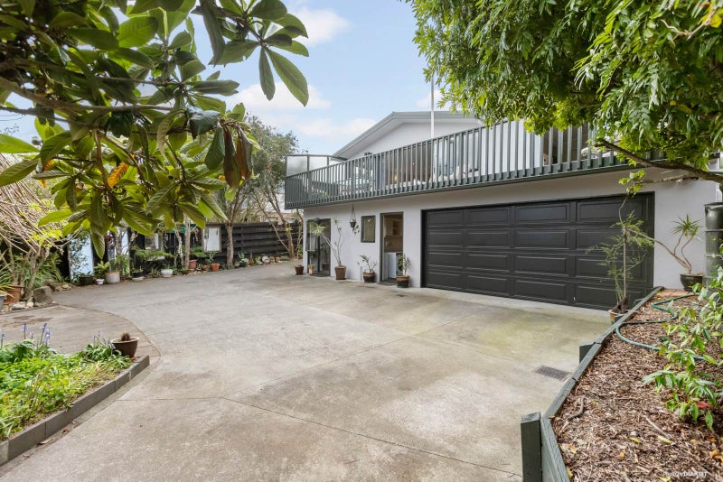 1397 Whangaparaoa Road, Army Bay, Whangaparaoa - Carousel 2